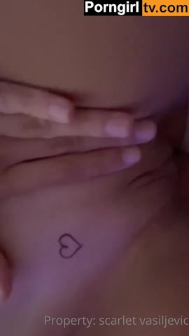 Scarlet Silva Onlyfans  nude video showing off her pussy!
