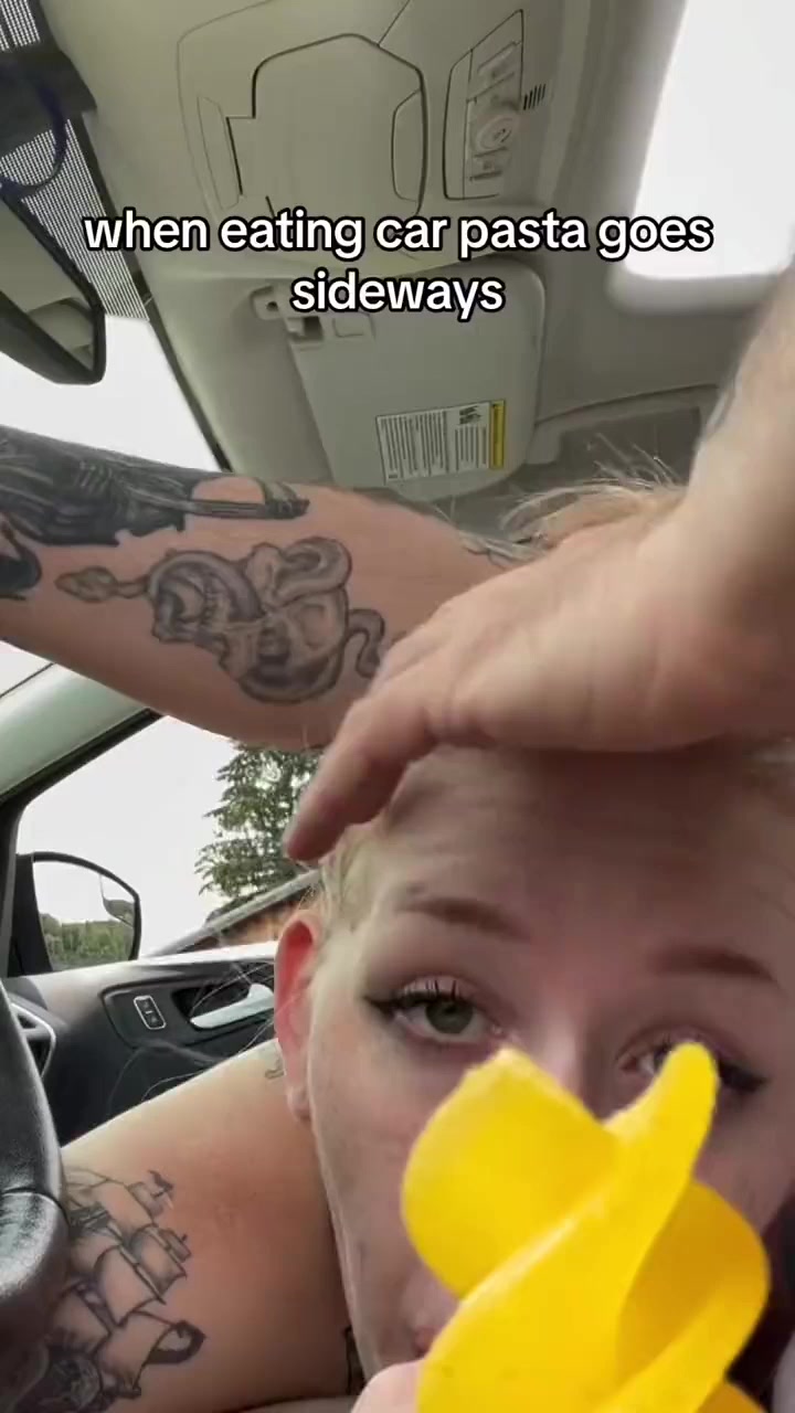 Paleseafoam Onlyfans sex with her boyfriend in car!!!