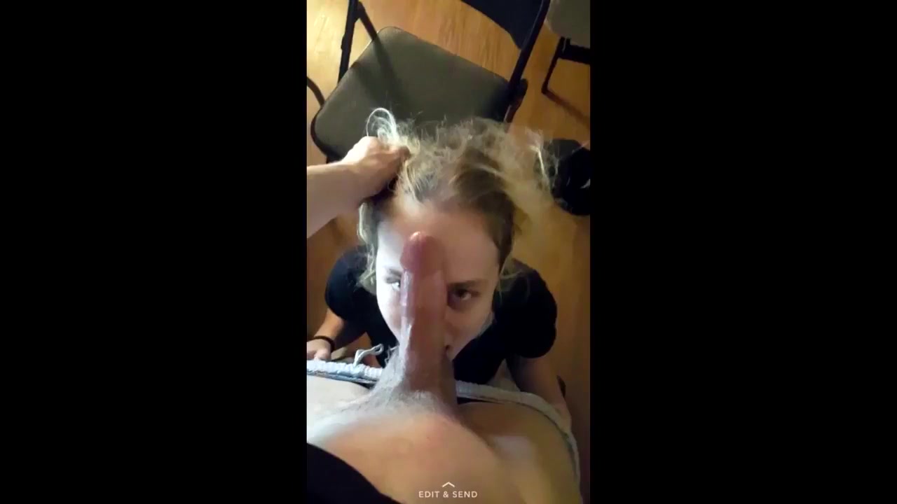 Youtuber LeafyIsHere Exposed Sex Tape With His Girlfriend